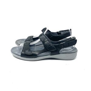 Trotters Sandals